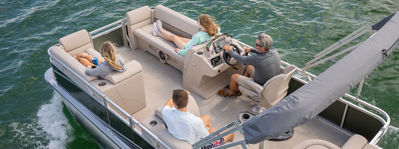 pontoon boat on oneida lake